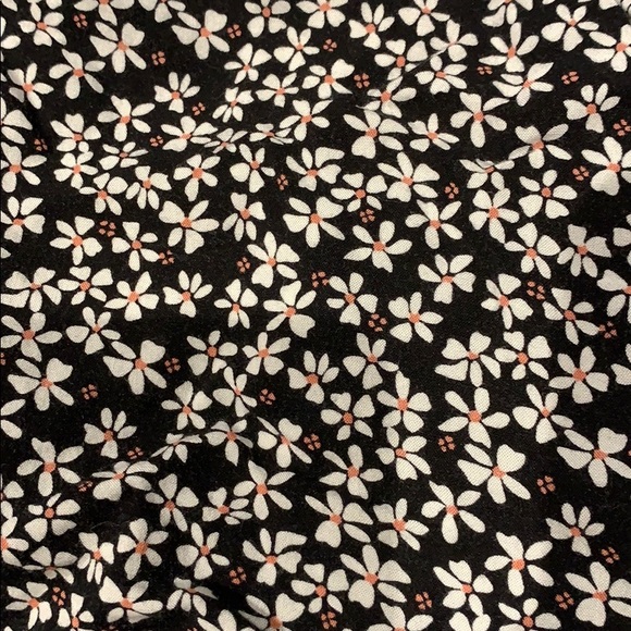 short - Picture 2 of 2